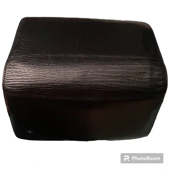 CHANEL Black Leather Camellia Bifold Long Wallet - Authentic - Picture 13 of 16